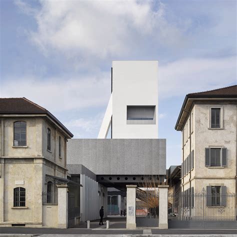 fondazione prada pavimento|oma fondazione prada.